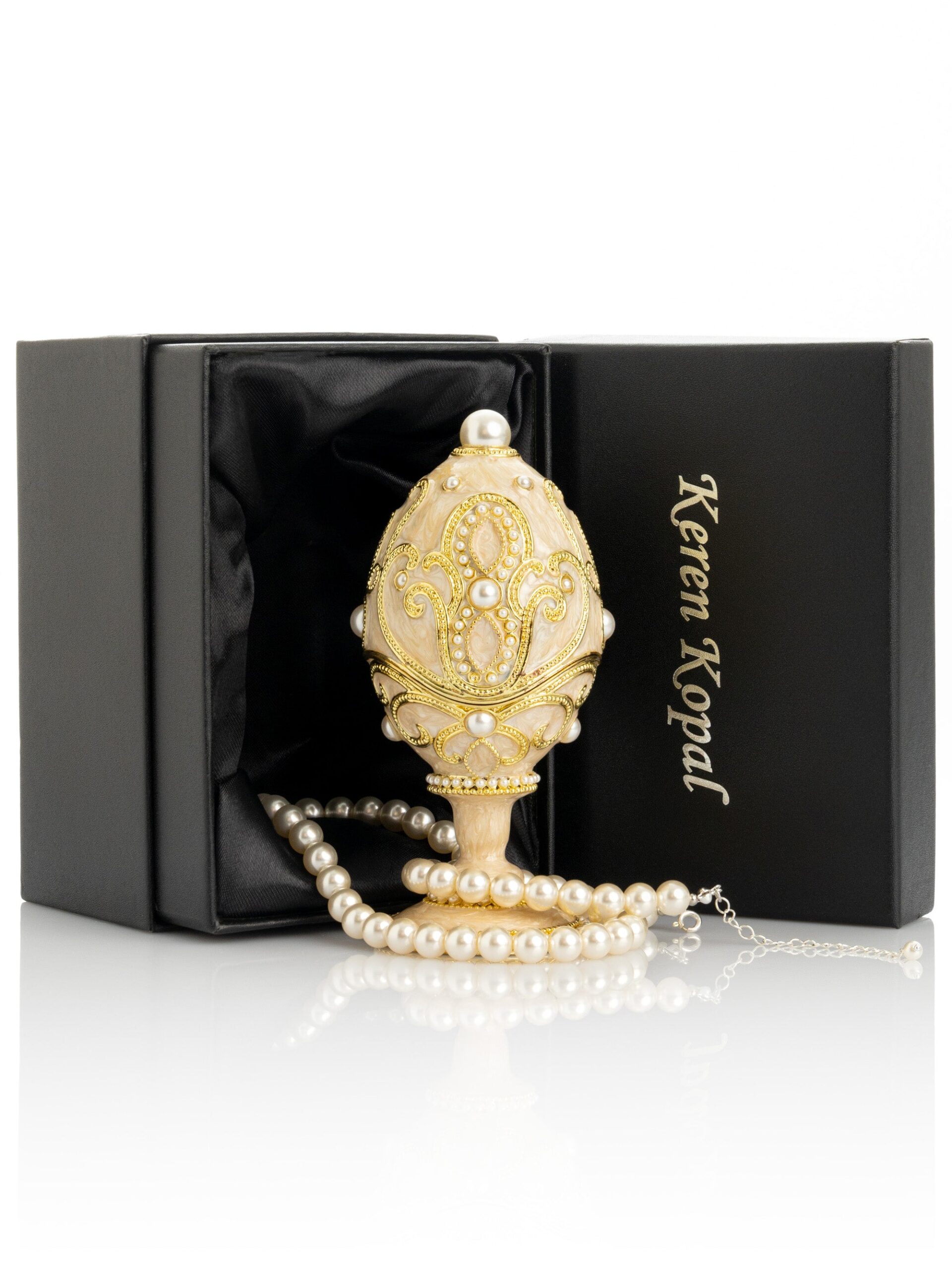 Gold Easter Egg with Pearls Necklace - Image 3